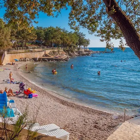 Boric Mobile Homes In Bijela Uvala And Zelena Laguna Campsite Porec